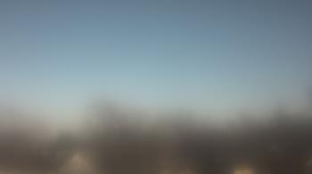 Weather camera view of Lincoln Elementary School.