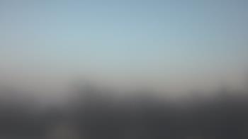 Weather camera view of Lincoln Elementary School.