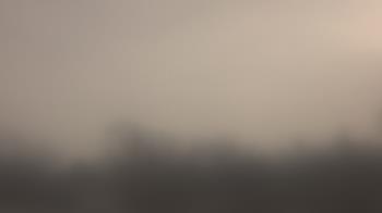 Weather camera view of Lincoln Elementary School.