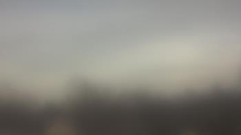 Weather camera view of Lincoln Elementary School.