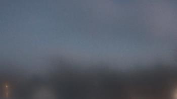 Weather camera view of Lincoln Elementary School.