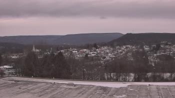 Weather camera view of Juniata High School.