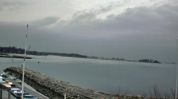 Weather camera view of Beach Point Club.