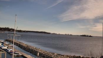 Weather camera view of Beach Point Club.