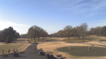 Weather camera view of Windyke Country Club.