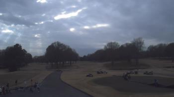 Weather camera view of Windyke Country Club.