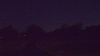 Weather camera view of Windyke Country Club.