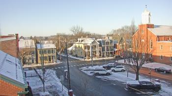 Weather camera view of A&M Pizza.