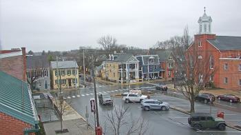 Weather camera view of A&M Pizza.