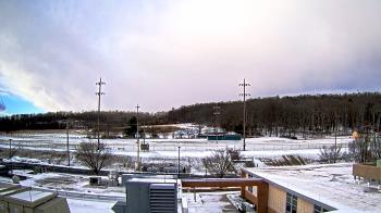 Weather camera view of New Bloomfield ES.