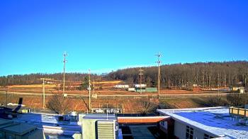 Weather camera view of New Bloomfield ES.