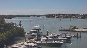 Weather camera view of Hamilton Harbor Yacht Club.