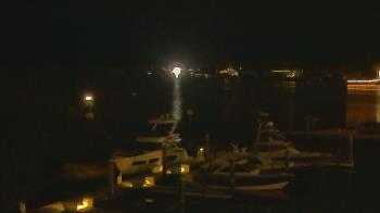 Weather camera view of Hamilton Harbor Yacht Club.