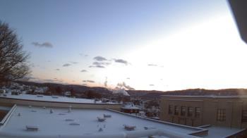 Weather camera view of Roy A Hunt Elementary School.