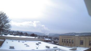 Weather camera view of Roy A Hunt Elementary School.