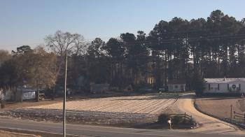 Weather camera view of Overshot NC.