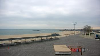 Weather camera view of Ocean Beach Park.