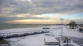 Weather camera view of Ocean Beach Park.