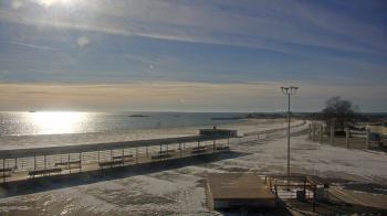 Weather camera view of Ocean Beach Park.