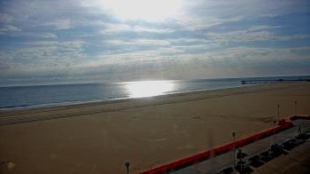 Weather camera view of Plim Plaza Hotel.