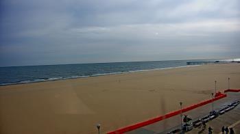 Weather camera view of Plim Plaza Hotel.