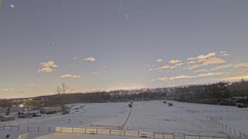 Weather camera view of Orchard Hill.