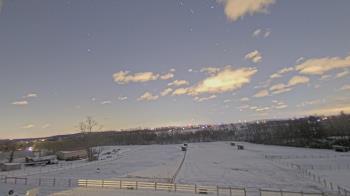 Weather camera view of Orchard Hill.