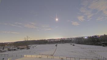 Weather camera view of Orchard Hill.