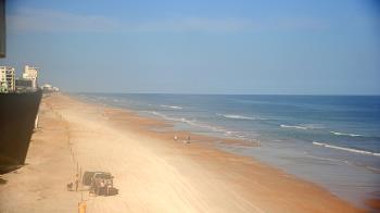 Weather camera view of Cardinal Ormond Lifeguard Station 2.