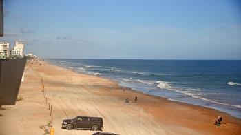 Weather camera view of Cardinal Ormond Lifeguard Station 2.