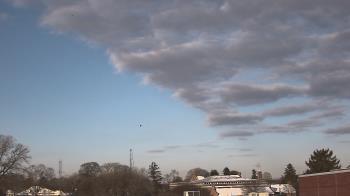 Weather camera view of Old Saybrook MS.