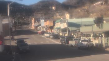 Weather camera view of Overland Hotel.