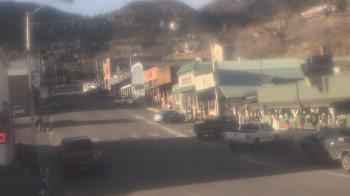 Weather camera view of Overland Hotel.