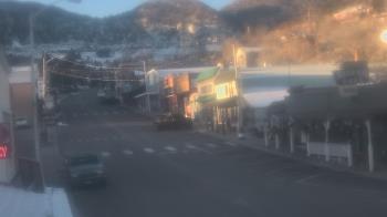 Weather camera view of Overland Hotel.