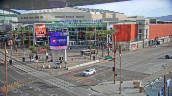 Weather camera view of Palomar Hotel.