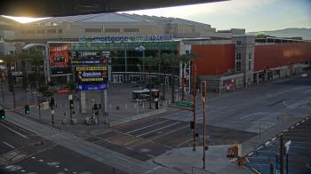 Weather camera view of Palomar Hotel.