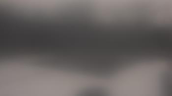 Weather camera view of Hilldale Elementary School.