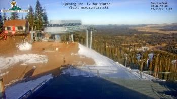 Weather camera view of Sunrise Park Resort 10650 ft elev.