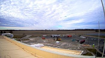 Weather camera view of North Putnam MS.