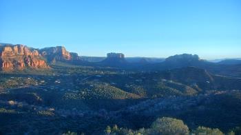 Weather camera view of Aeron Networks - Sedona Airport.