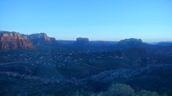Weather camera view of Aeron Networks - Sedona Airport.