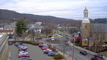 Weather camera view of Village of Suffern.