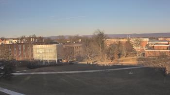 Weather camera view of Shippensburg Univ Of Pennsylvania.