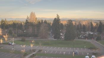 Weather camera view of Shorecrest HS.