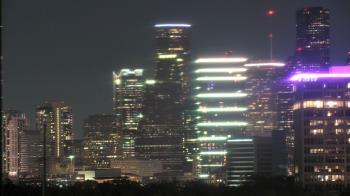 Weather camera view of St Thomas High School.