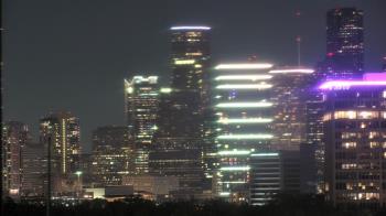 Weather camera view of St Thomas High School.