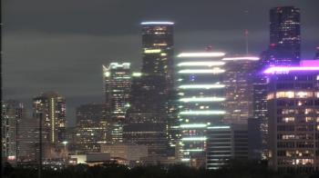 Weather camera view of St Thomas High School.