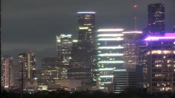 Weather camera view of St Thomas High School.