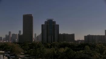 Weather camera view of St Thomas High School.