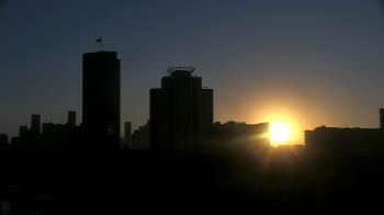 Weather camera view of St Thomas High School.